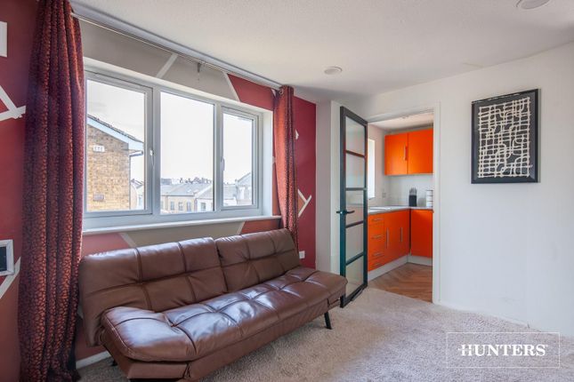 Collins House, London, NW10 1 bed apartment for sale