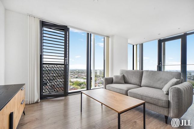 Stratosphere Tower, Great Eastern... 2 bed apartment for sale