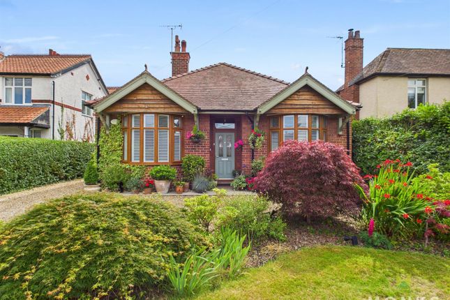 Whittington Road, Gobowen, Oswestry 3 bed detached bungalow for sale