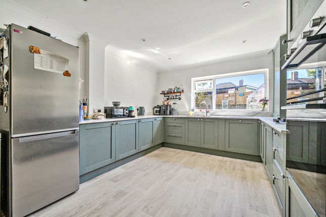 Nicolson Road, Orpington BR5 4 bed semi