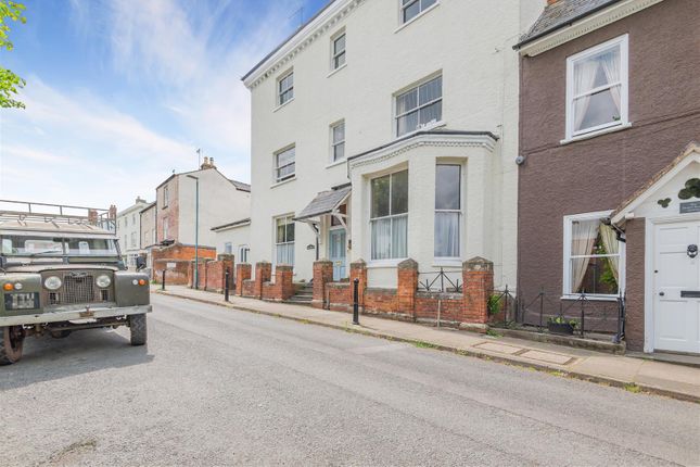 1 bed flat