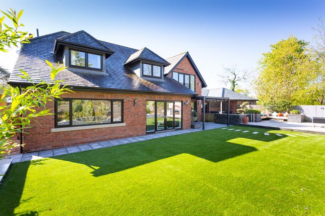 The Shires, Preston, PR4 5 bed detached house for sale