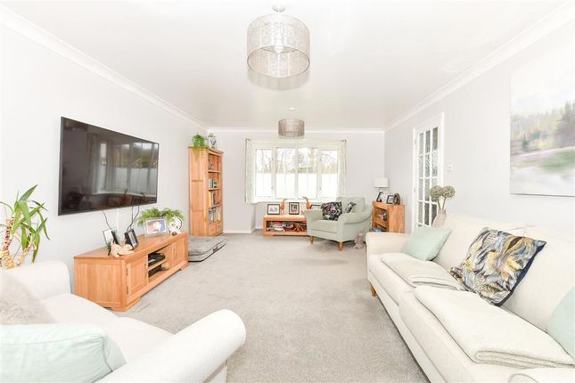 Welland Close, Crowborough, East Sussex 4 bed detached house for sale