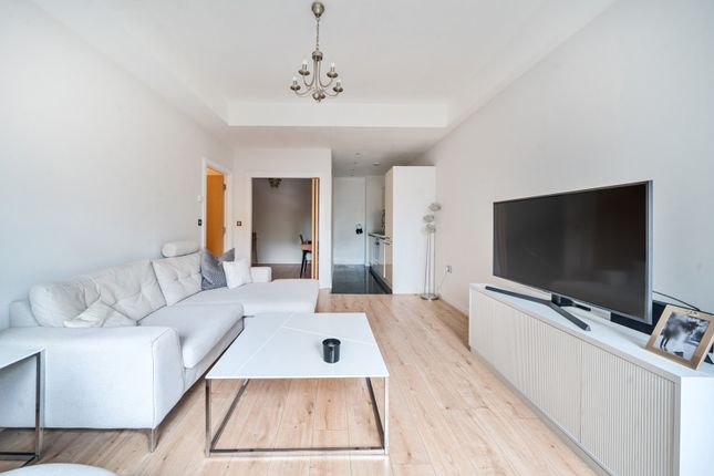 Great West Road, Brentford 1 bed apartment for sale