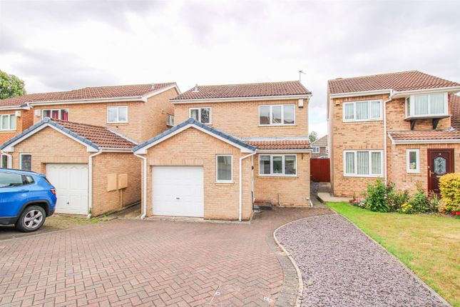 Parkway, Wakefield WF4 4 bed house for sale