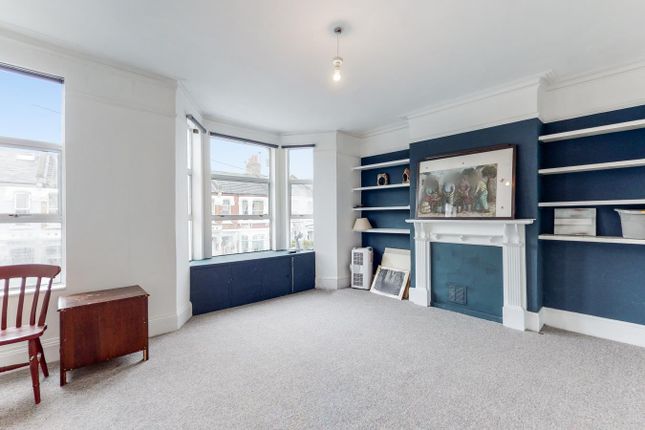 2 bed flat