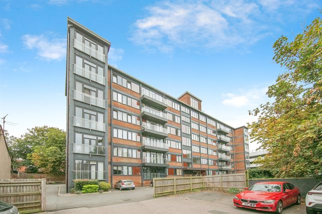 2 bed flat
