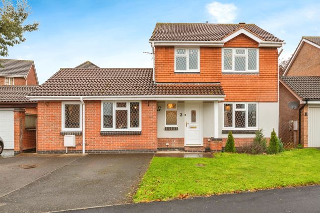 3 bed detached house