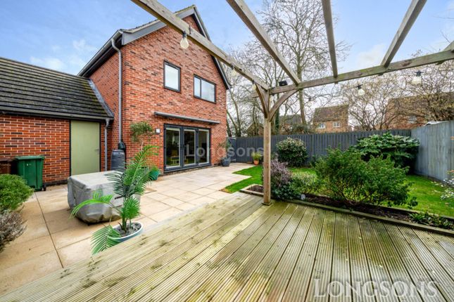 Willow Herb Drive, Swaffham 3 bed link detached house for sale