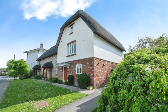 2 bedroom detached house for sale