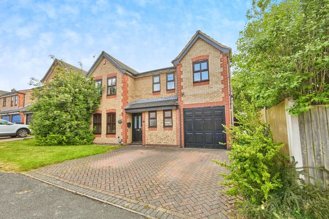 4 bed detached house