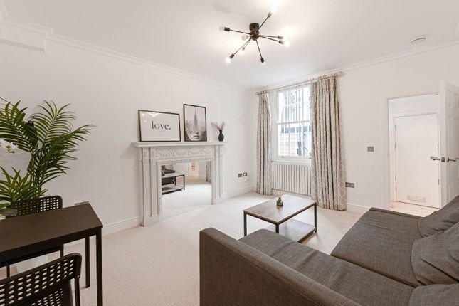 Cheniston Gardens, High Street... 1 bed flat for sale