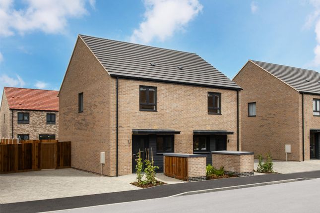 2 bedroom semi-detached house for sale