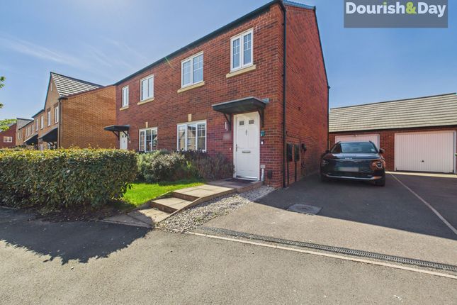3 bedroom semi-detached house for sale