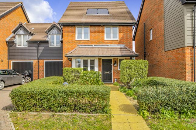 Tawny Close, Birdham, PO20 3 bed detached house for sale