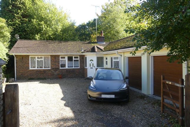 Copthorne Common, Copthorne RH10 4 bed detached bungalow for sale