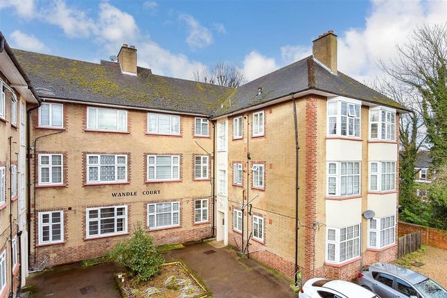 2 bed flat