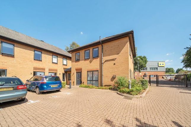 Kidlington,  Oxfordshire,  OX5 1 bed flat for sale