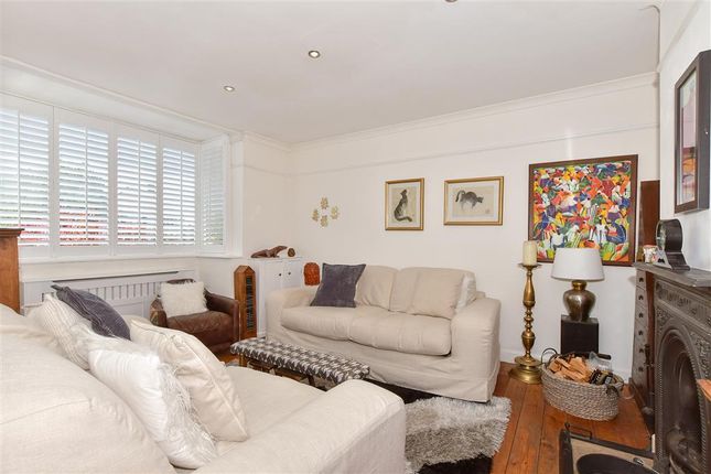 Monkton Road, Minster, Ramsgate, Kent 3 bed semi
