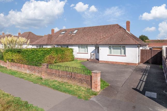 2 bedroom semi-detached bungalow for sale