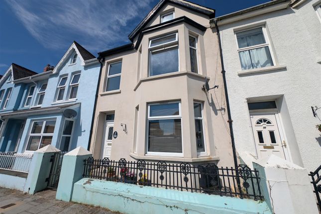 5 bedroom terraced house for sale