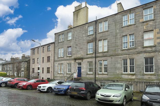 76/8 Pitt Street, Bonnington... 1 bed flat for sale