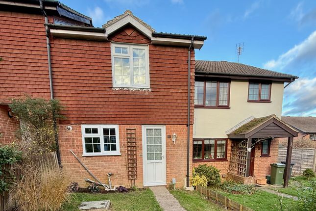 Greenhill Gardens, Guildford, GU4 2 bed terraced house for sale