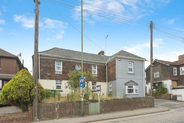 2 bedroom maisonette for sale