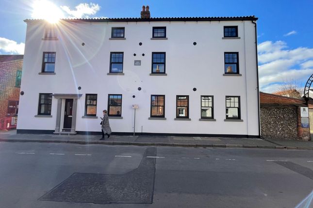 2 bed flat