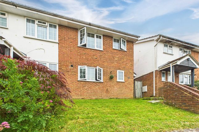 Dovedale Close, Owlsmoor, Sandhurst... 3 bed semi