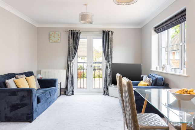 Albion Way, Edenbridge TN8 2 bed flat for sale