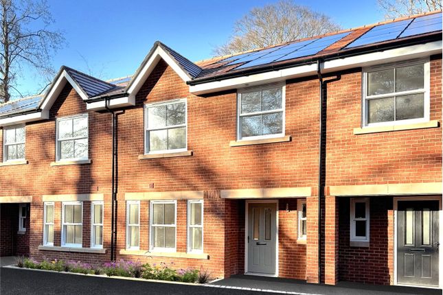 Sandhurst Mews, Wokingham Road... 3 bed house for sale