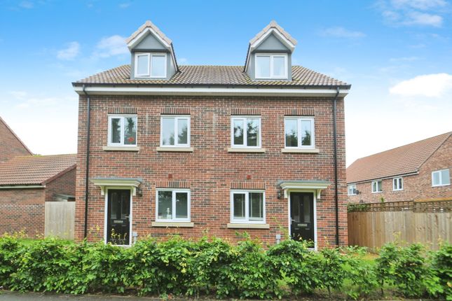 3 bedroom semi-detached house for sale