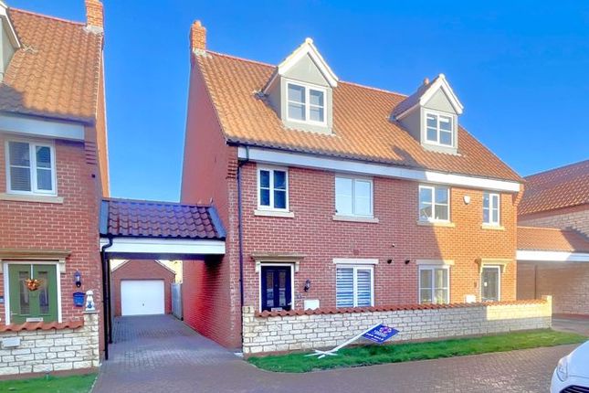 3 bedroom semi-detached house for sale