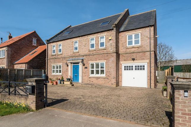 6 bed detached house