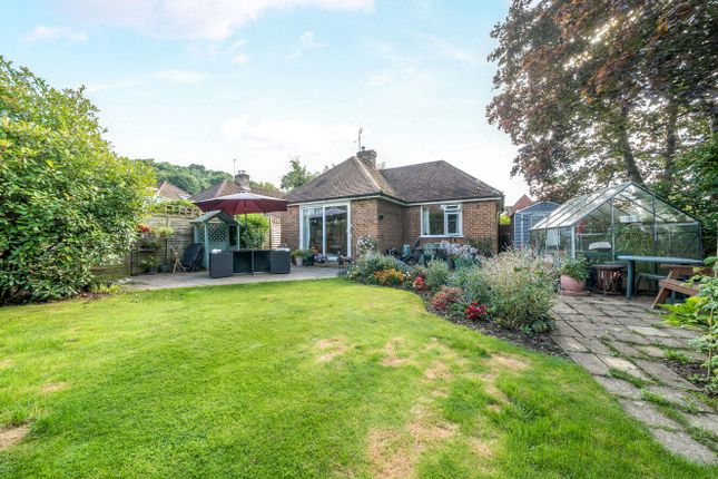 Catteshall Road, Surrey GU7 2 bed bungalow for sale