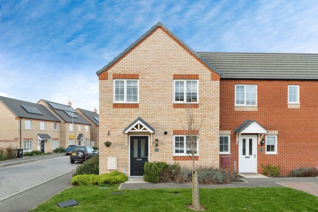 3 bed end terrace house