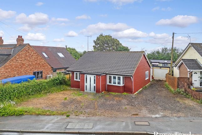 Ongar Road, Dunmow, CM6 4 bed bungalow for sale