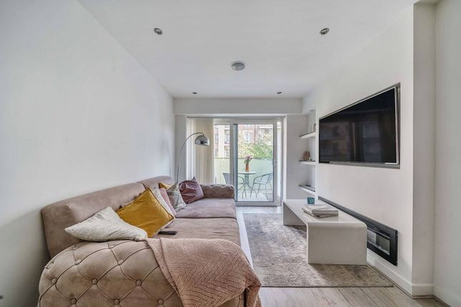 2 bed flat