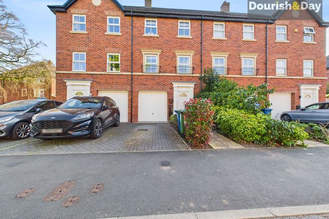 St. Georges Parkway, Stafford ST16 3 bed townhouse for sale