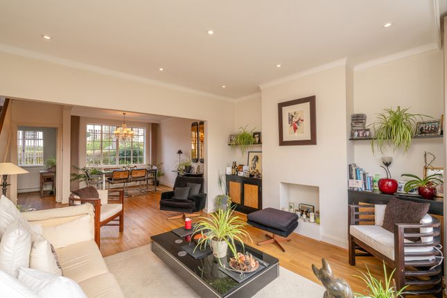 3 bed semi-detached house