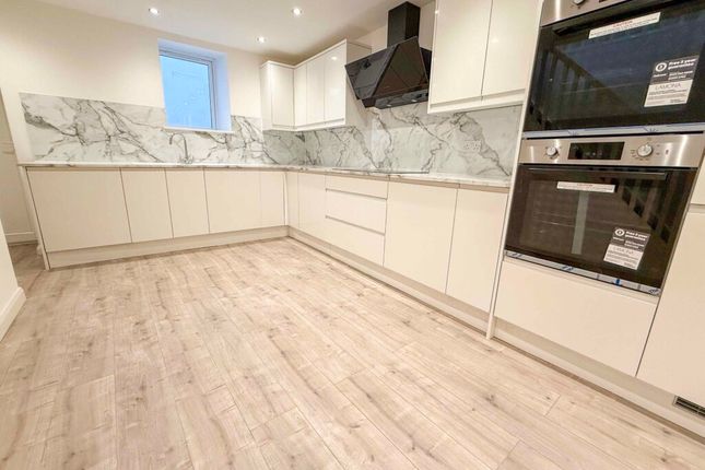 Newchurch Road, Rawtenstall, Rossendale 3 bed end of terrace house for sale