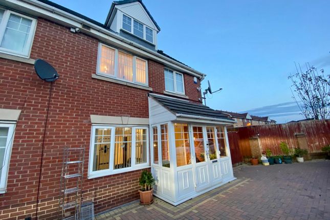 6 bed semi-detached house