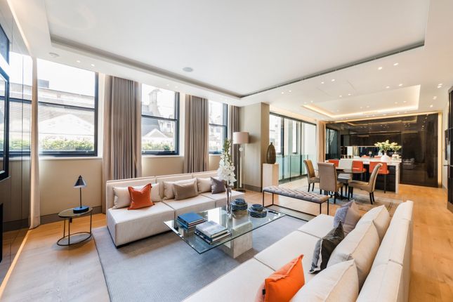 Pall Mall, London, SW1Y 3 bed apartment for sale