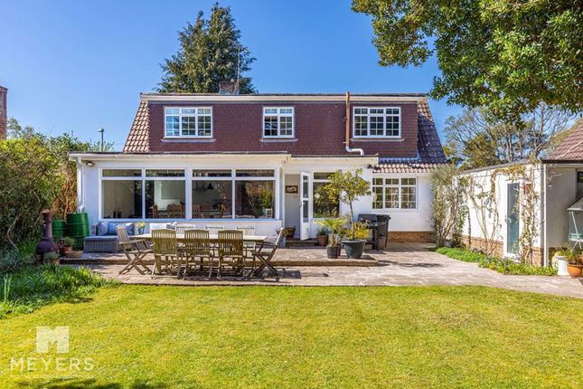 Glendale Close, Christchurch, BH23 4 bed detached bungalow for sale