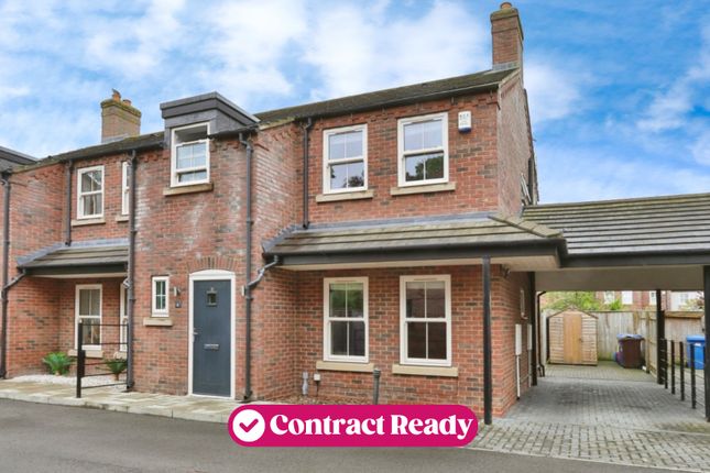 3 bedroom semi-detached house for sale