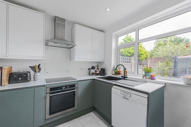 Vibart Gardens, Brixton Hill SW2 3 bed house for sale