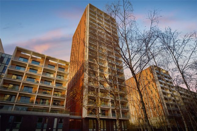 3 bedroom flat for sale