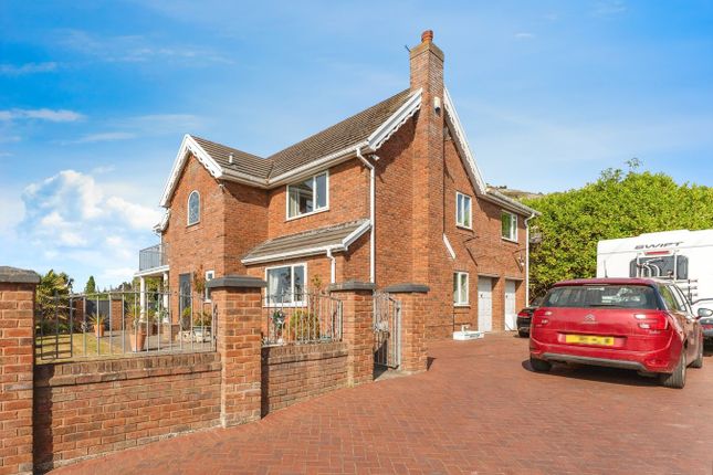 Meliden Road, Rhyl LL18 6 bed detached house for sale