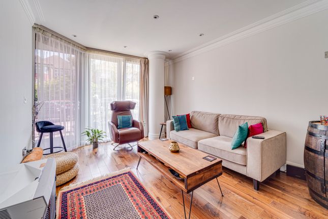 2 bed flat